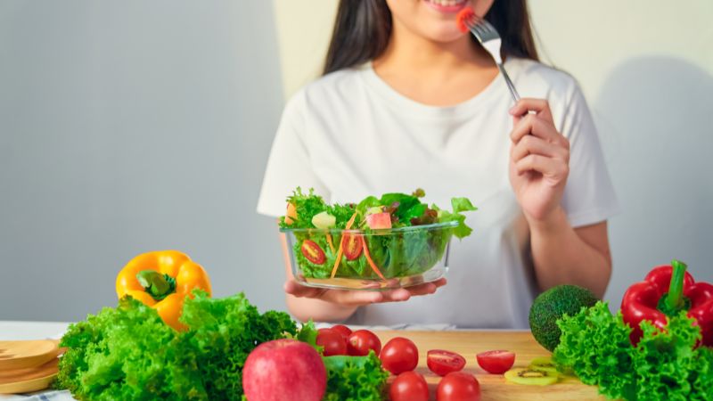 Bổ sung chất xơ và lợi khuẩn đúng cách giúp hỗ trợ tiêu hóa khỏe mạnh